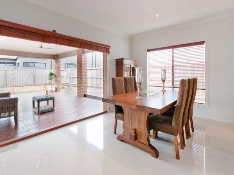 25 Cascade Terrace, Craigieburn VIC 3064