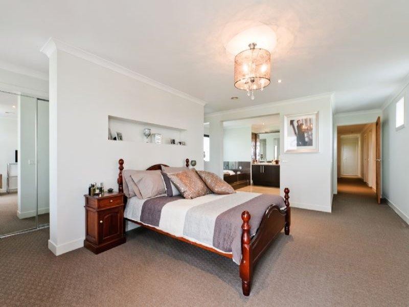 25 Cascade Terrace, Craigieburn VIC 3064