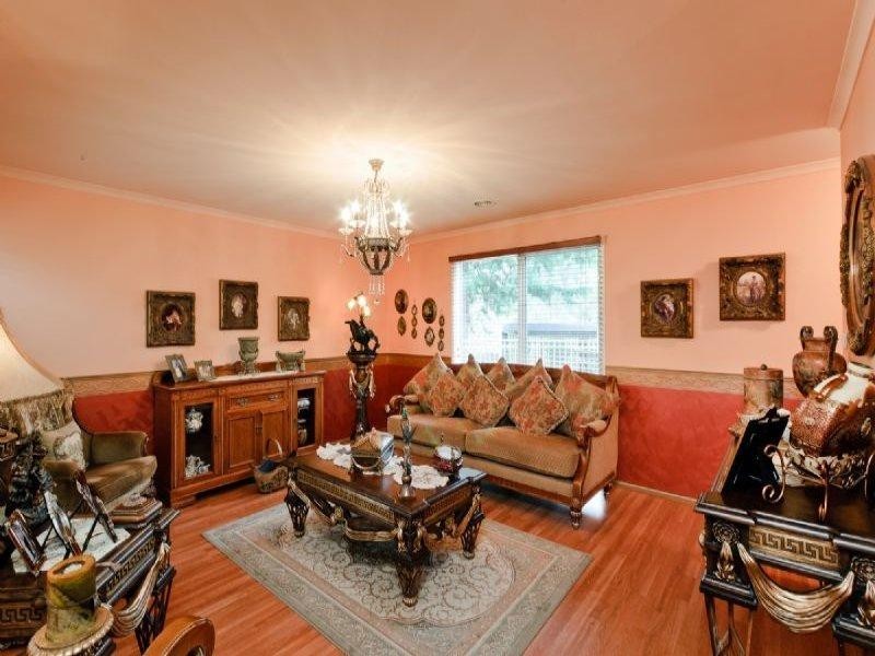 11 Haite Place, Roxburgh Park VIC 3064