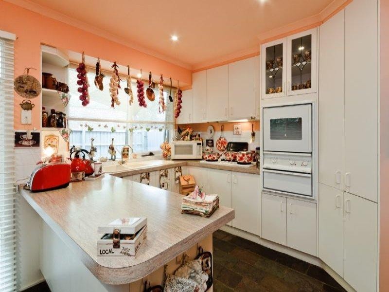 11 Haite Place, Roxburgh Park VIC 3064