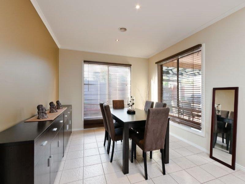 36 Bowral Loop, Craigieburn VIC 3064