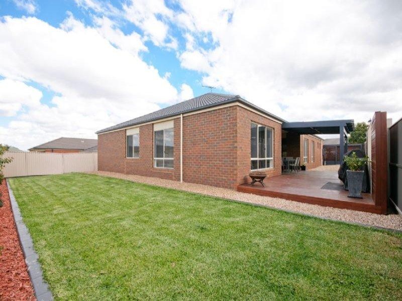 36 Bowral Loop, Craigieburn VIC 3064