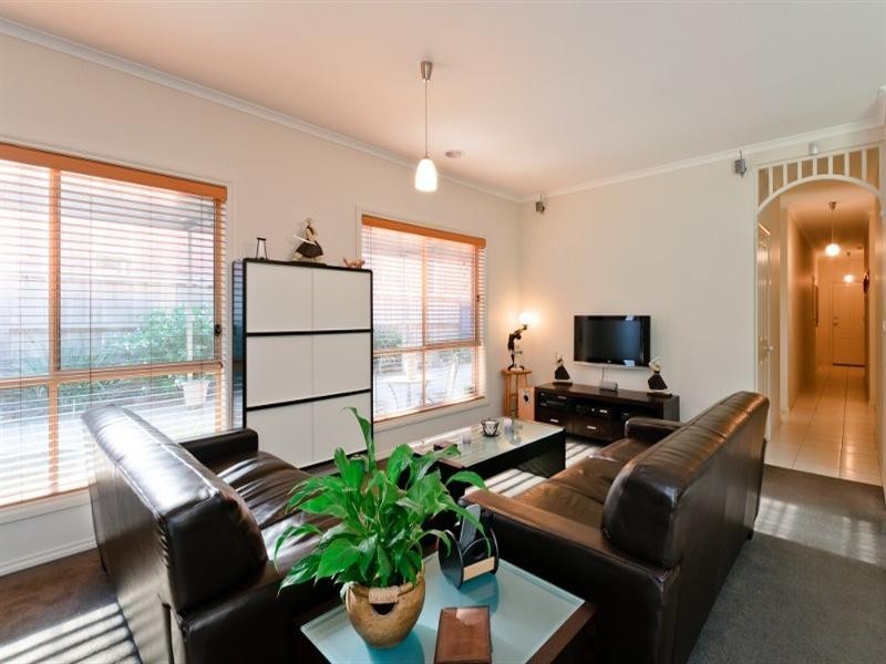 17 Beechville Place, Craigieburn VIC 3064