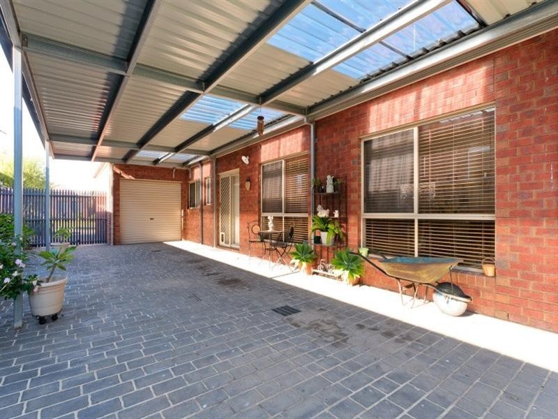 17 Beechville Place, Craigieburn VIC 3064