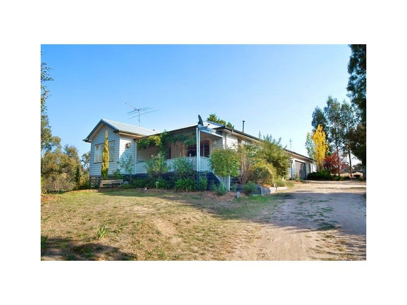 6 Cathery Court, Pyalong VIC 3521