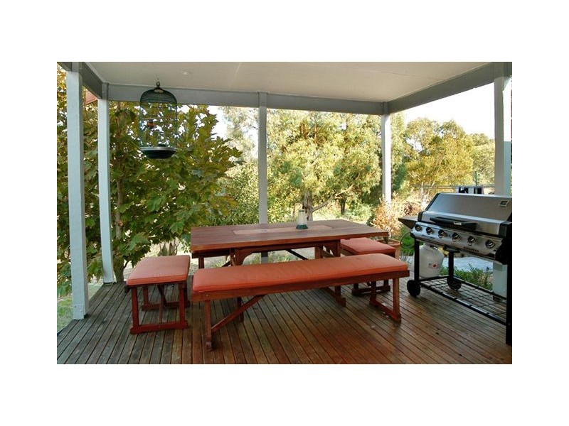 6 Cathery Court, Pyalong VIC 3521