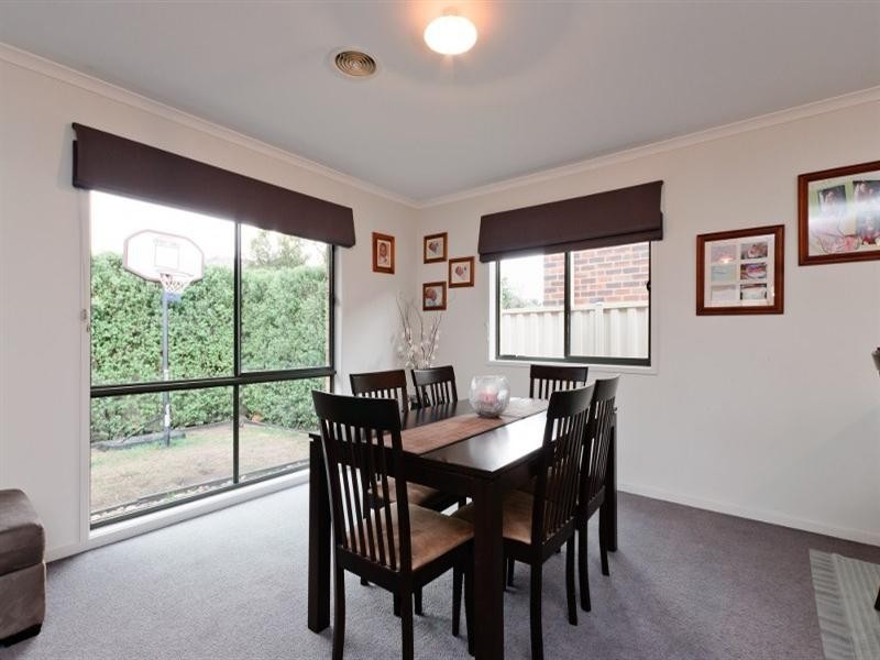 34 Long Island Circuit, Craigieburn VIC 3064