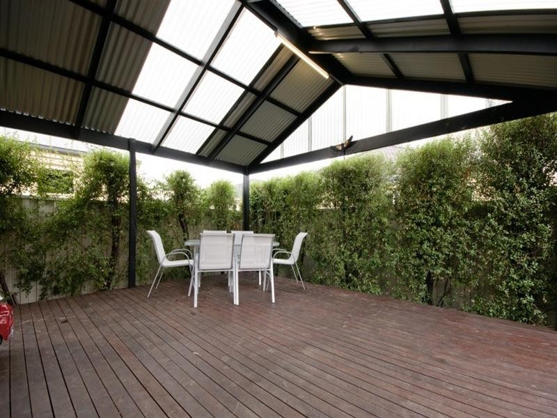 34 Long Island Circuit, Craigieburn VIC 3064