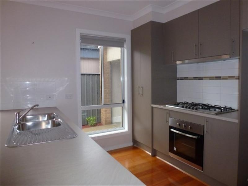 5 Parkhaven Street, Craigieburn VIC 3064