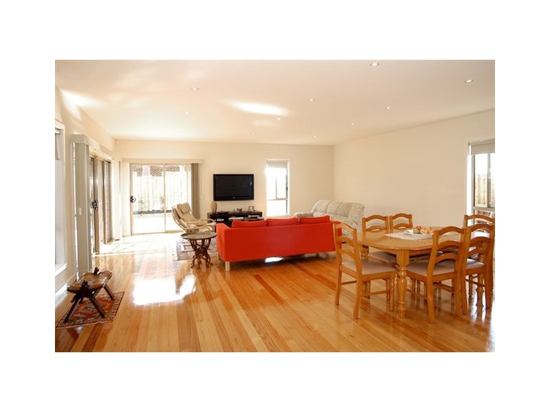 35 Cascade Terrace, Craigieburn VIC 3064