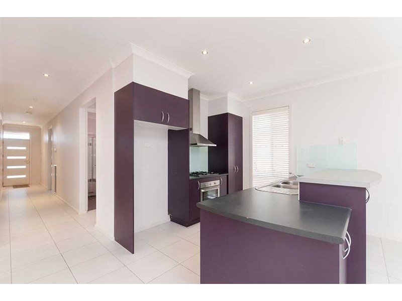 53 Bowral Loop, Craigieburn VIC 3064