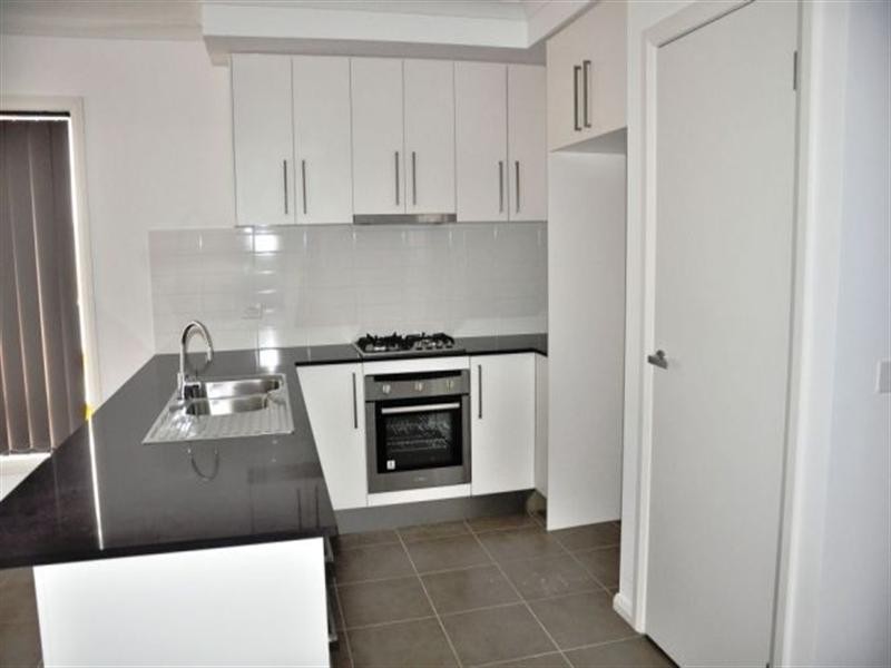 24 Black Wattle Road, Craigieburn VIC 3064