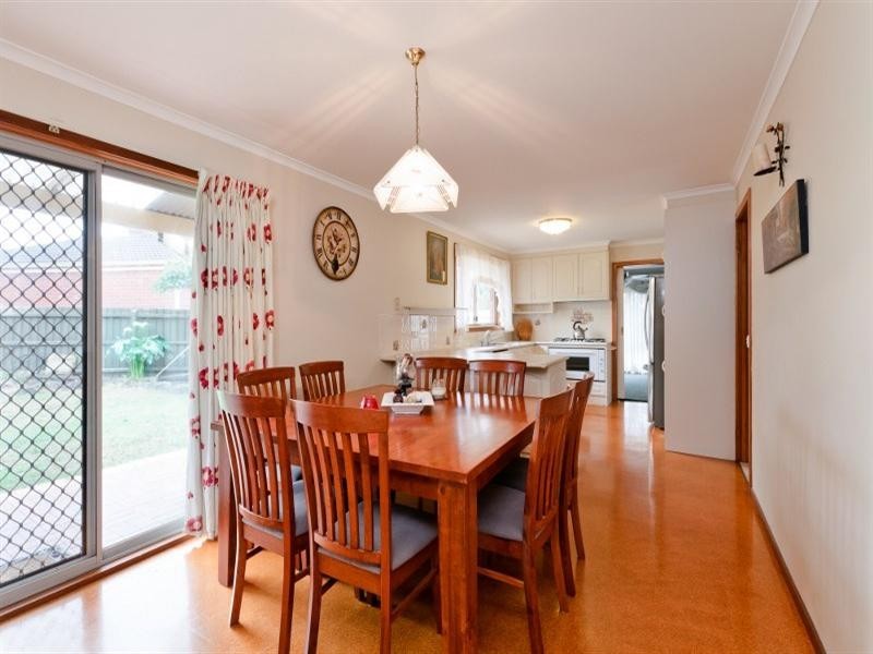 3 Kent Court, Craigieburn VIC 3064