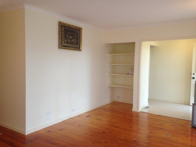 23 Hanson Road, Craigieburn VIC 3064