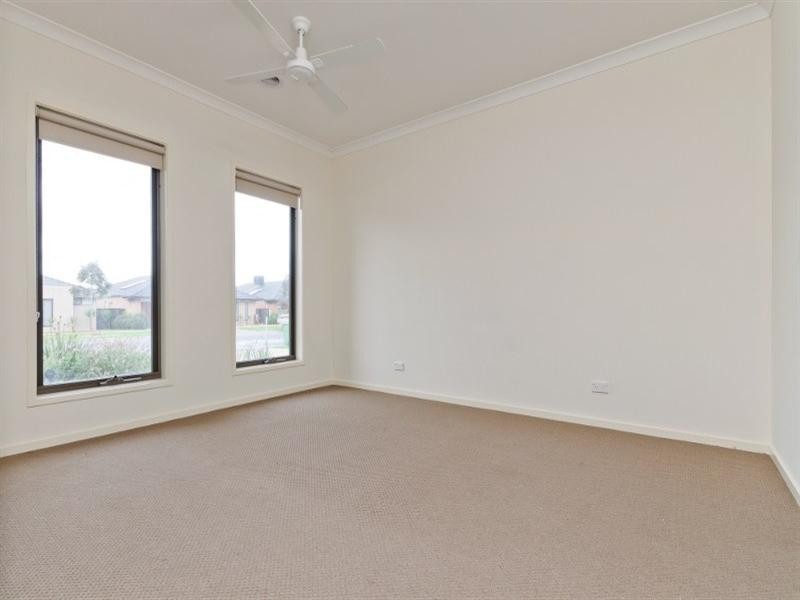 329 Waterview Boulevard, Craigieburn VIC 3064