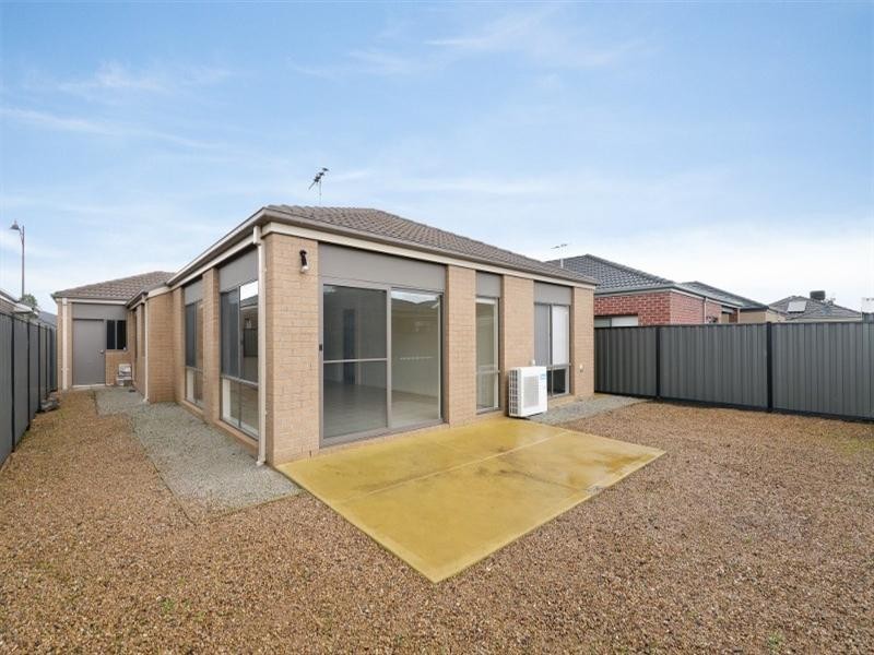 329 Waterview Boulevard, Craigieburn VIC 3064