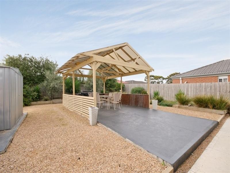 3 Bingin Place, Craigieburn VIC 3064