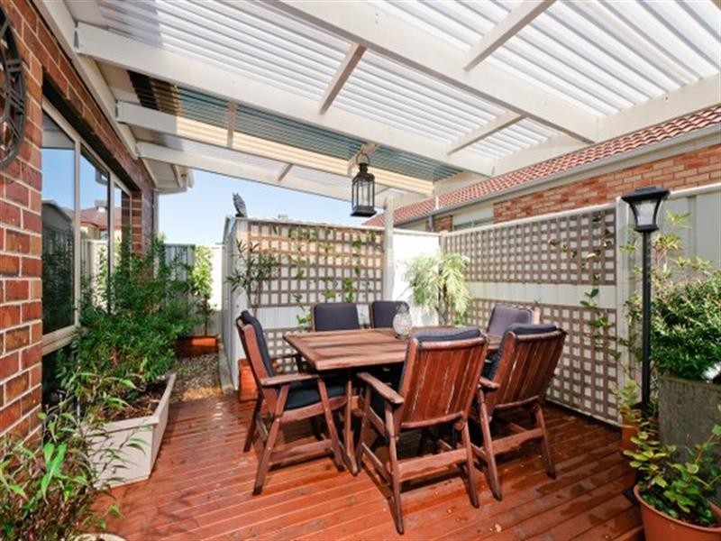 25 Long Island Circuit, Craigieburn VIC 3064