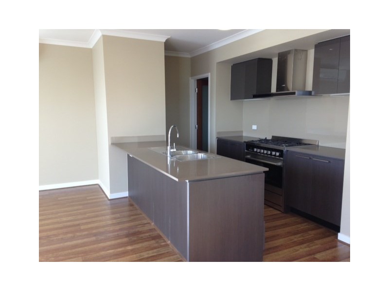 111 Gateshead Street, Craigieburn VIC 3064