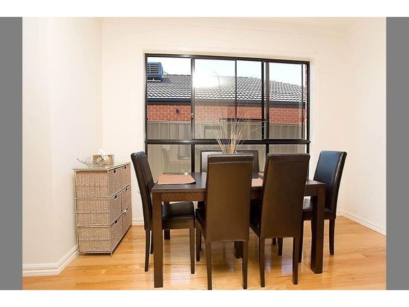 30 Mallacoota Way, Craigieburn VIC 3064