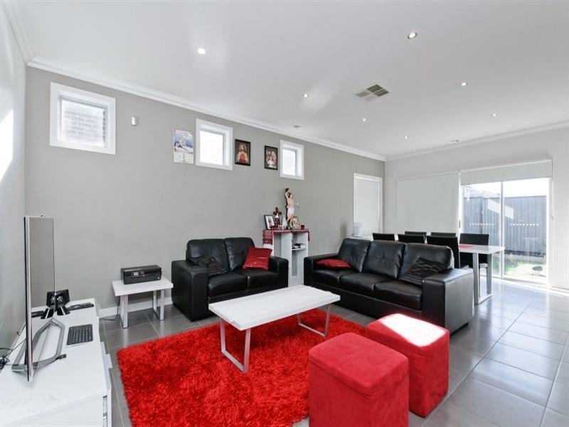 78 Huntington Drive, Craigieburn VIC 3064