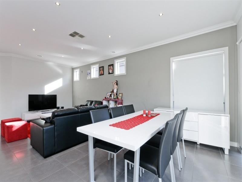 78 Huntington Drive, Craigieburn VIC 3064