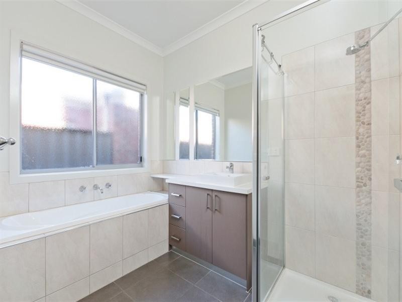 78 Huntington Drive, Craigieburn VIC 3064