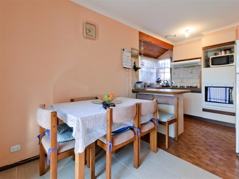 8 Ottery Court, Craigieburn VIC 3064