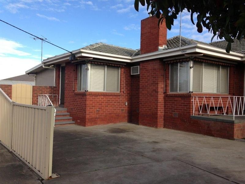 41 Craigieburn Road, Craigieburn VIC 3064