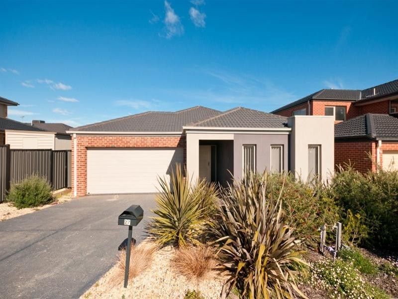 27 Kensley Circuit, Craigieburn VIC 3064