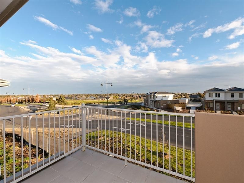 182A Grand Boulevard, Craigieburn VIC 3064