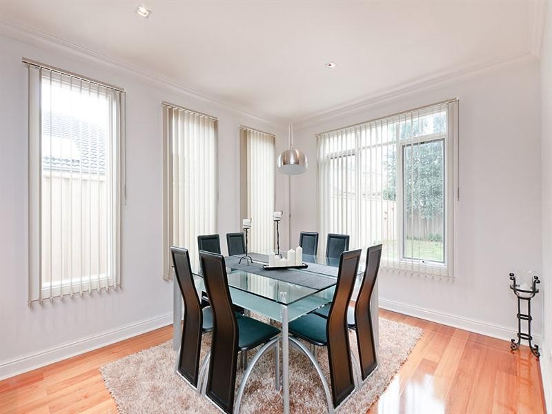 7 Parramatta Walk, Craigieburn VIC 3064