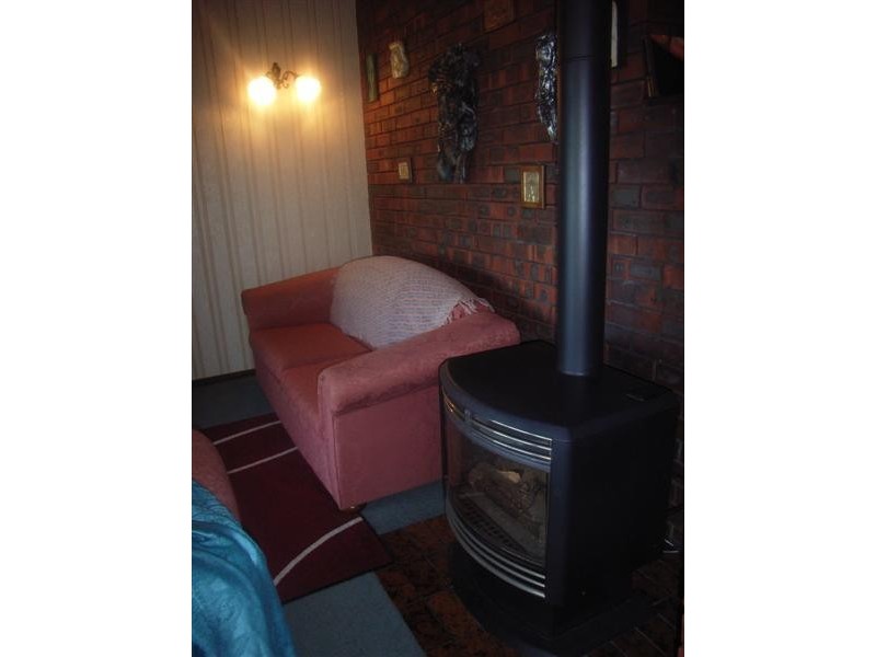 10 Peoples Avenue, Gooseberry Hill WA 6076