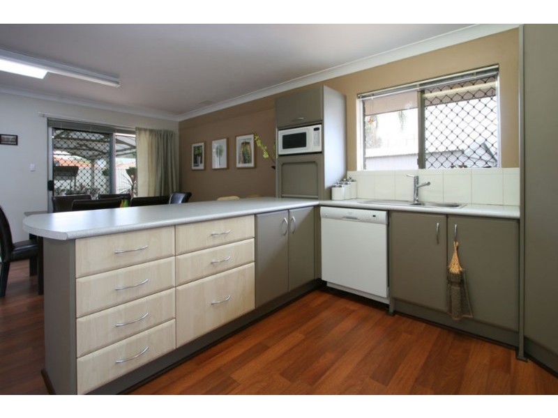 12 Marlock Court, Forrestfield WA 6058