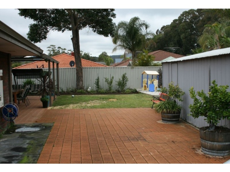 12 Marlock Court, Forrestfield WA 6058