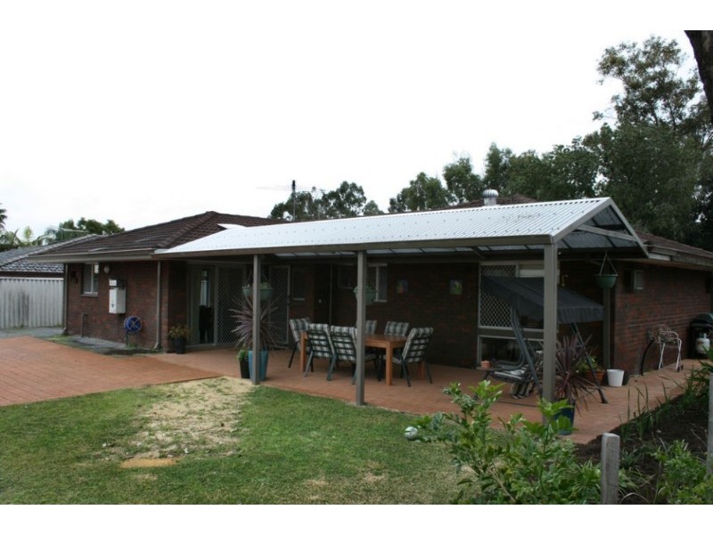 12 Marlock Court, Forrestfield WA 6058