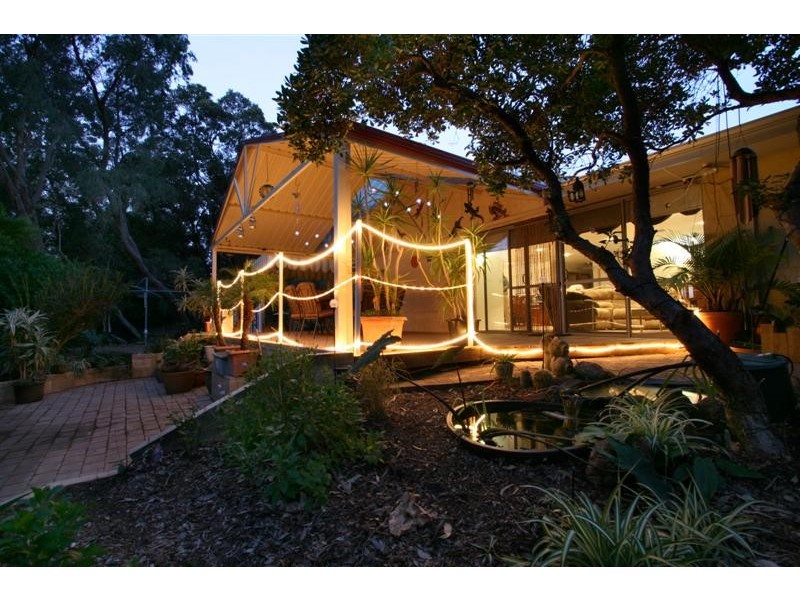 21 Booralie Way, Maida Vale WA 6057