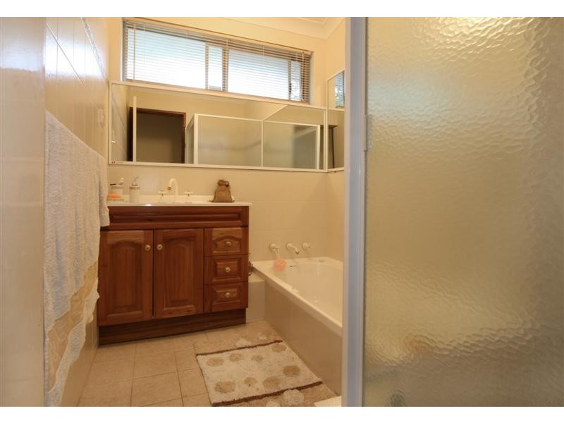 21 Booralie Way, Maida Vale WA 6057