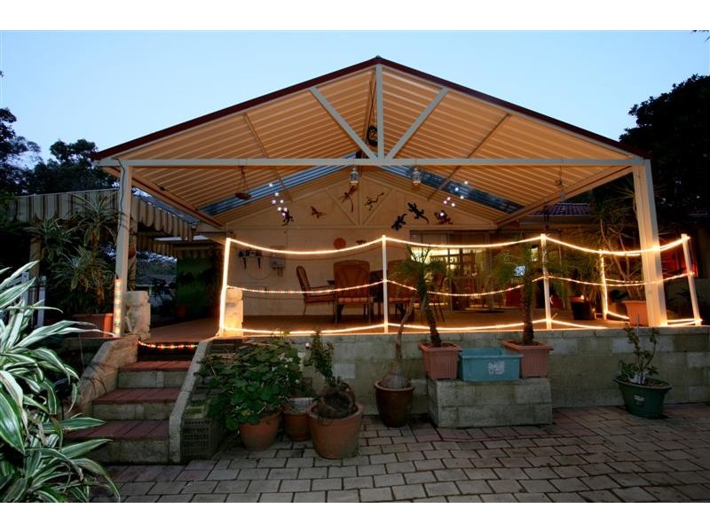 21 Booralie Way, Maida Vale WA 6057