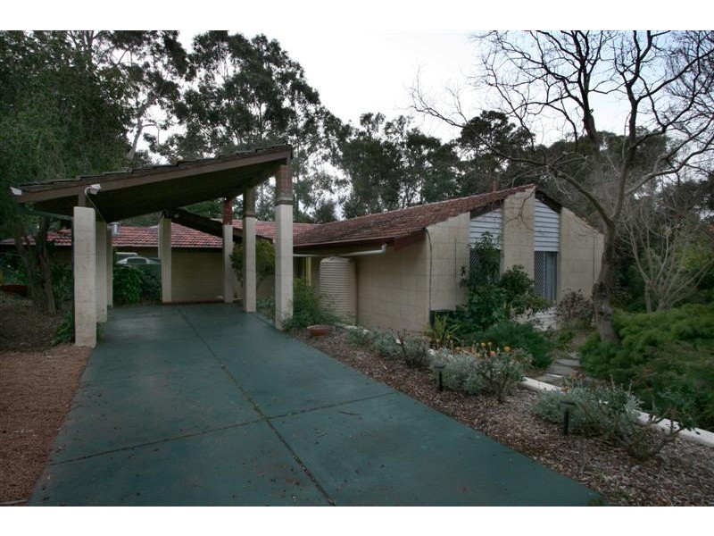 21 Booralie Way, Maida Vale WA 6057