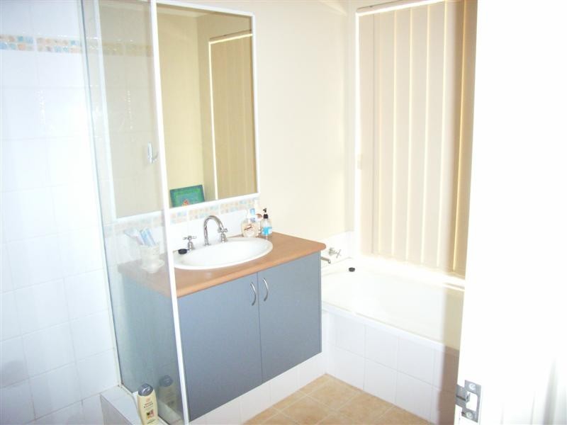 53 Buttercup Crescent, High Wycombe WA 6057