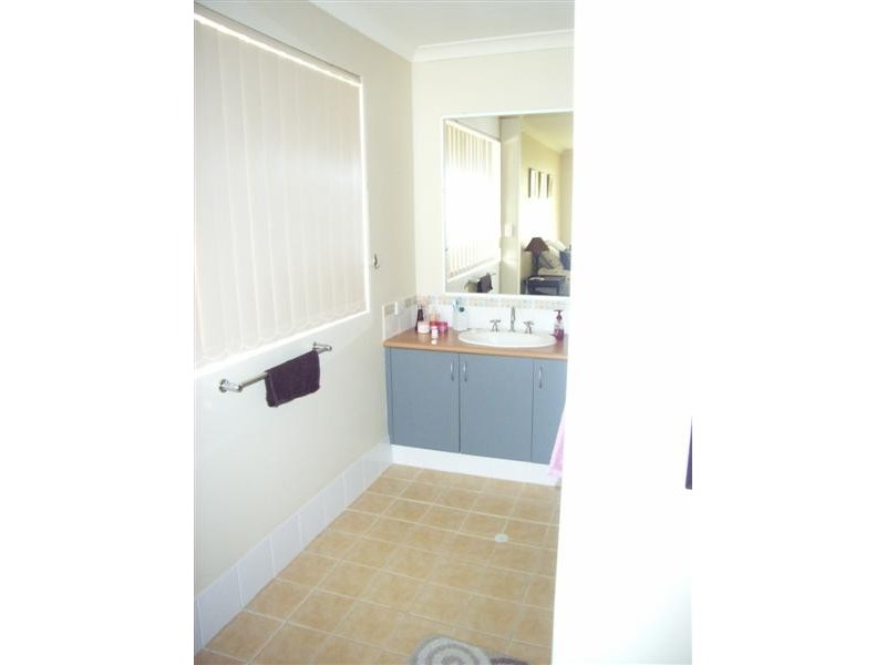 53 Buttercup Crescent, High Wycombe WA 6057