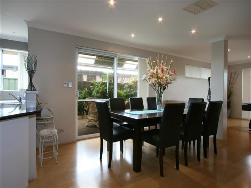 31 Teddington Loop, High Wycombe WA 6057