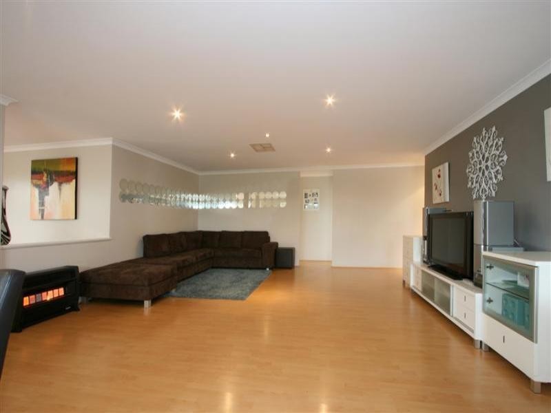 31 Teddington Loop, High Wycombe WA 6057