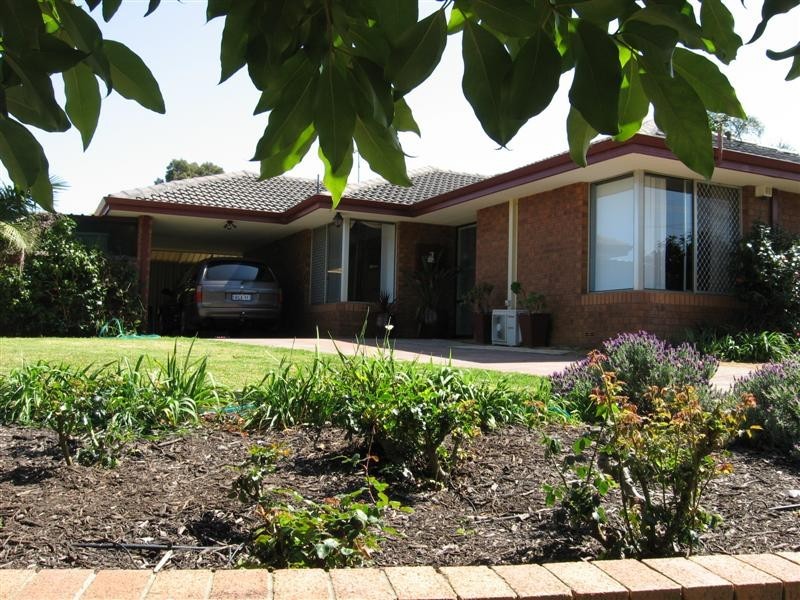 3 Yate Place, Forrestfield WA 6058
