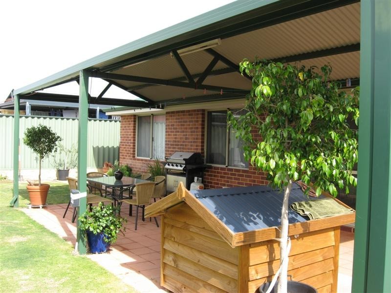 21 Benson Way, High Wycombe WA 6057