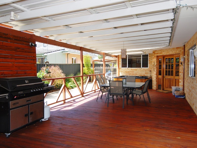 14 Warner Road, High Wycombe WA 6057