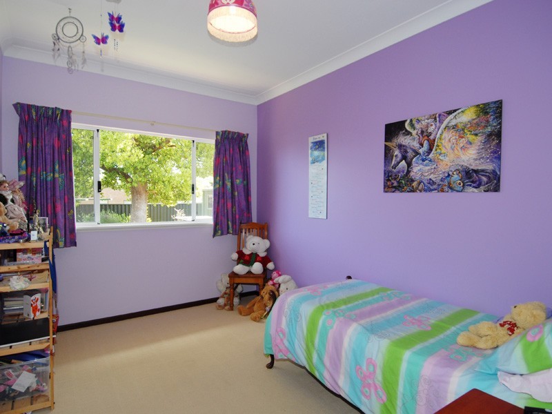 14 Warner Road, High Wycombe WA 6057