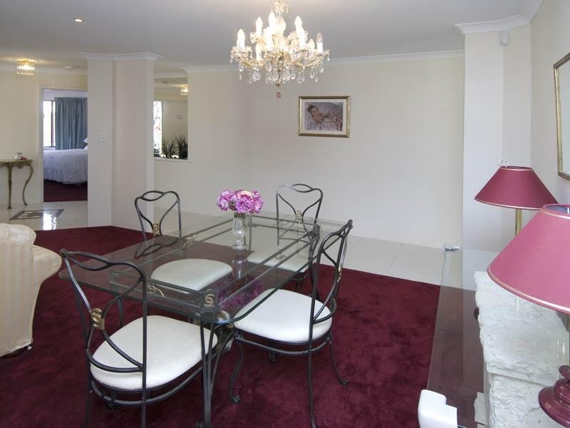 9 Yirrdah Court, Maida Vale WA 6057