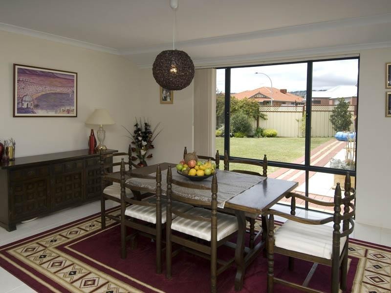 9 Yirrdah Court, Maida Vale WA 6057